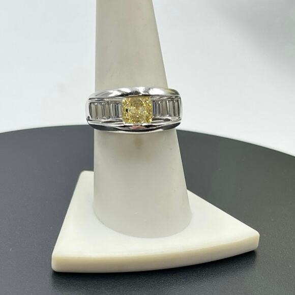 Designer Sterling Silver 925 Raised Yellow Round and Baguette CZ Ring  Size 8.25 - Picture 1 of 11